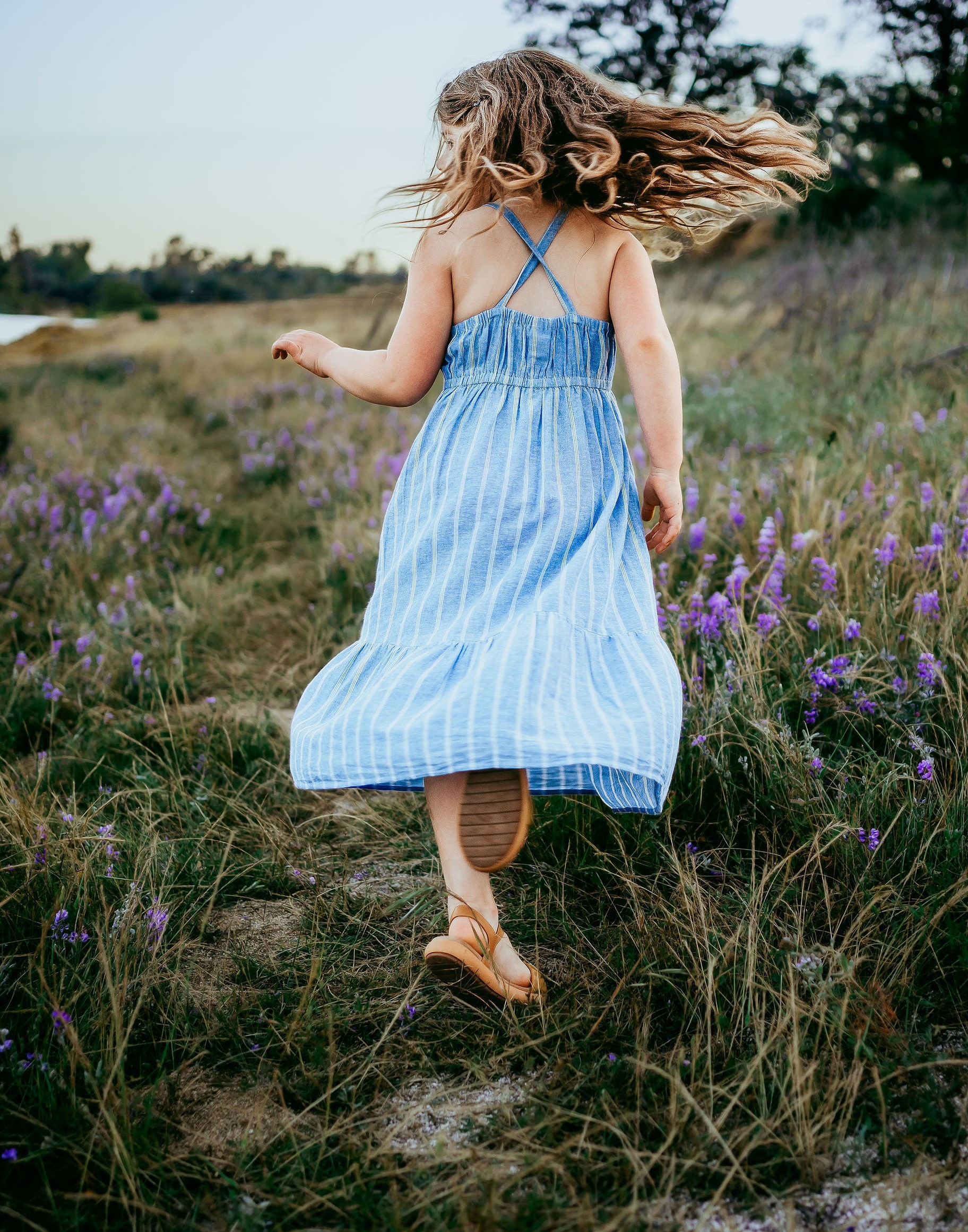 little girl spinning Sacramento and Placer County Photographer