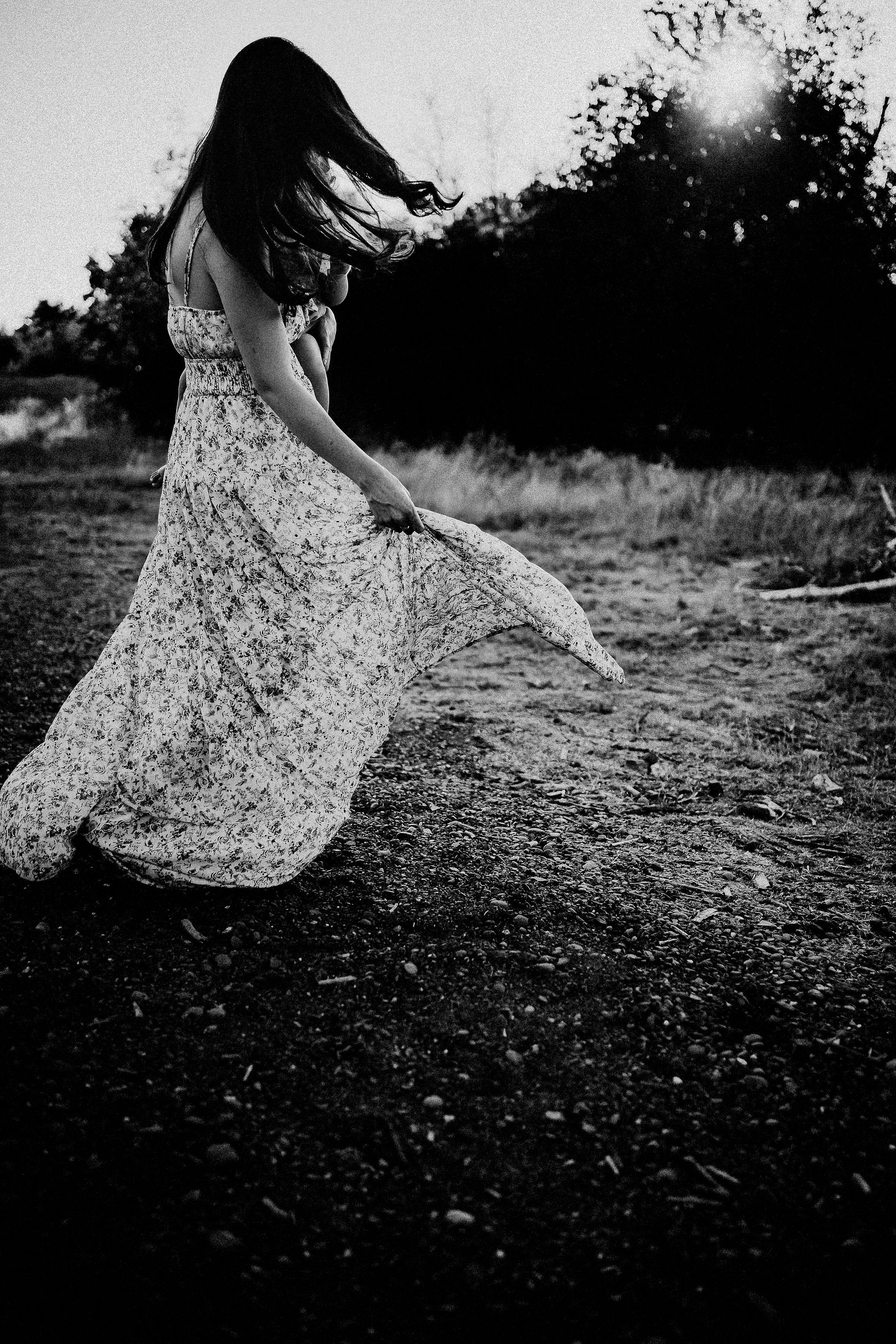 mama twirling with child
Sacramento and Placer County Photographer